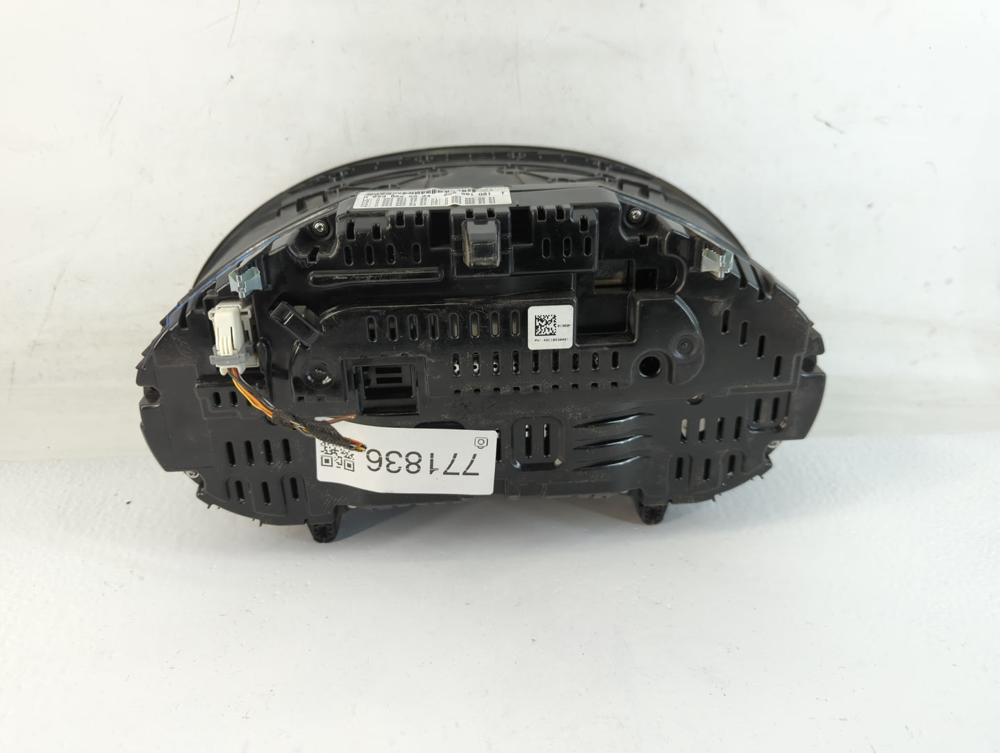 2016 Mercedes-Benz Glc300 Instrument Cluster Speedometer Gauges P/N:A 253 900 59 04 Miles: Fits Fits 2017 OEM Used Auto Part