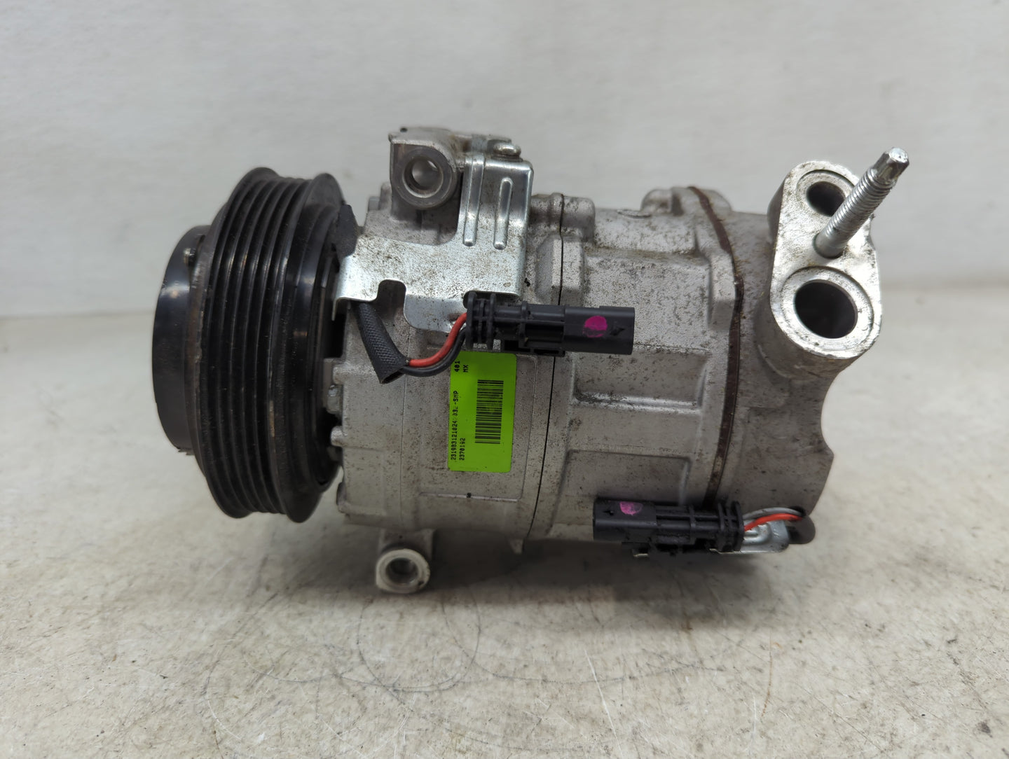 2016-2017 Mercedes-benz Glc300 Air Conditioning A/c Ac Compressor Oem - Oemusedautoparts1.com