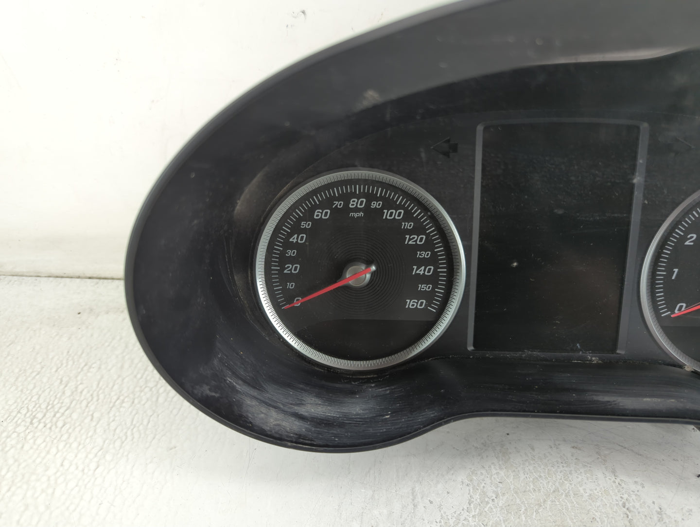2016-2017 Mercedes-Benz Glc300 Instrument Cluster Speedometer Gauges P/N:A 205 900 05 18 Fits Fits 2016 2017 OEM Used Auto P