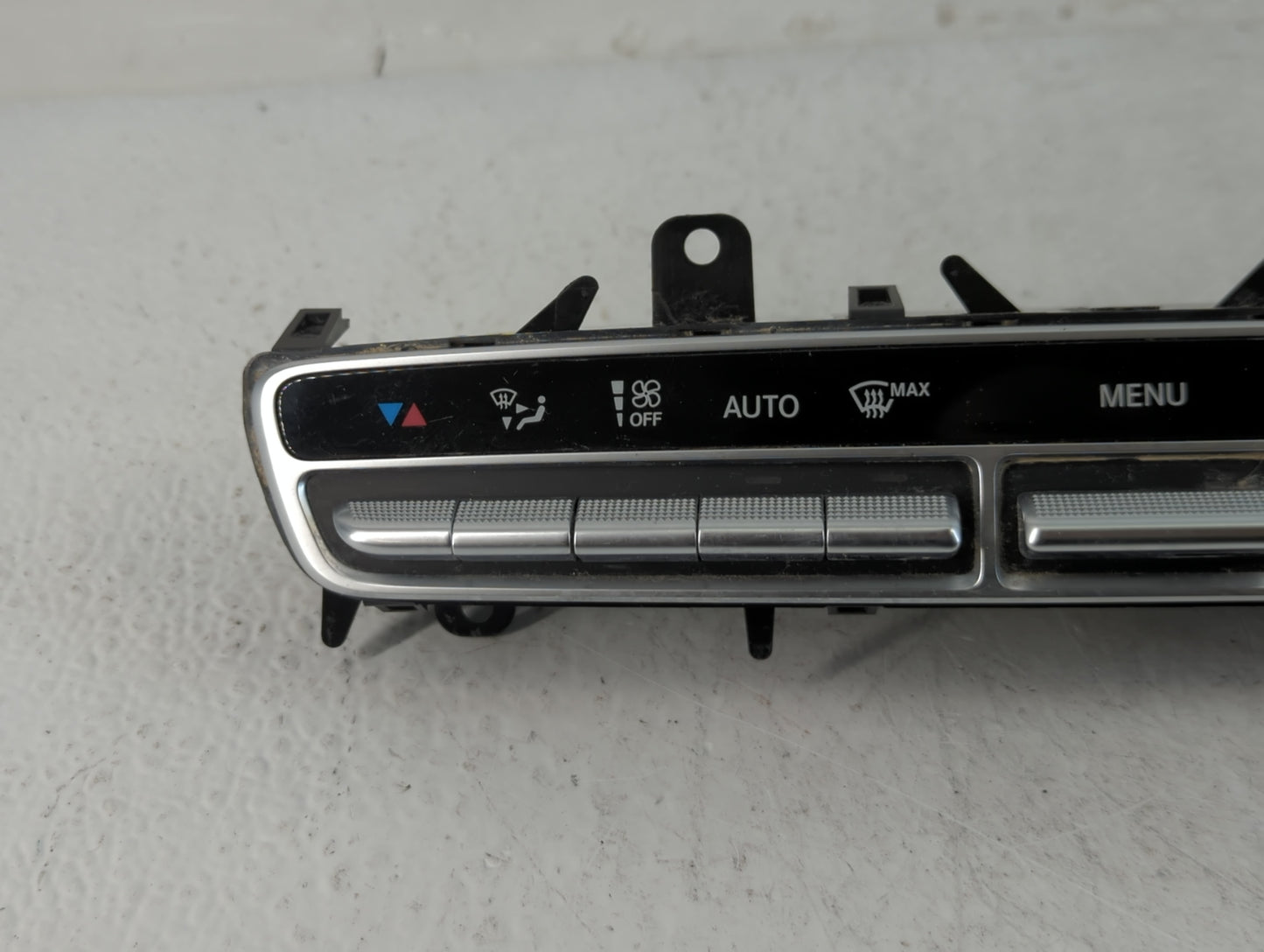 2016-2019 Mercedes-Benz Glc300 Climate Control Module Temperature AC/Heater Replacement P/N:A2C9556640001 A 205 905 47 06 Fi