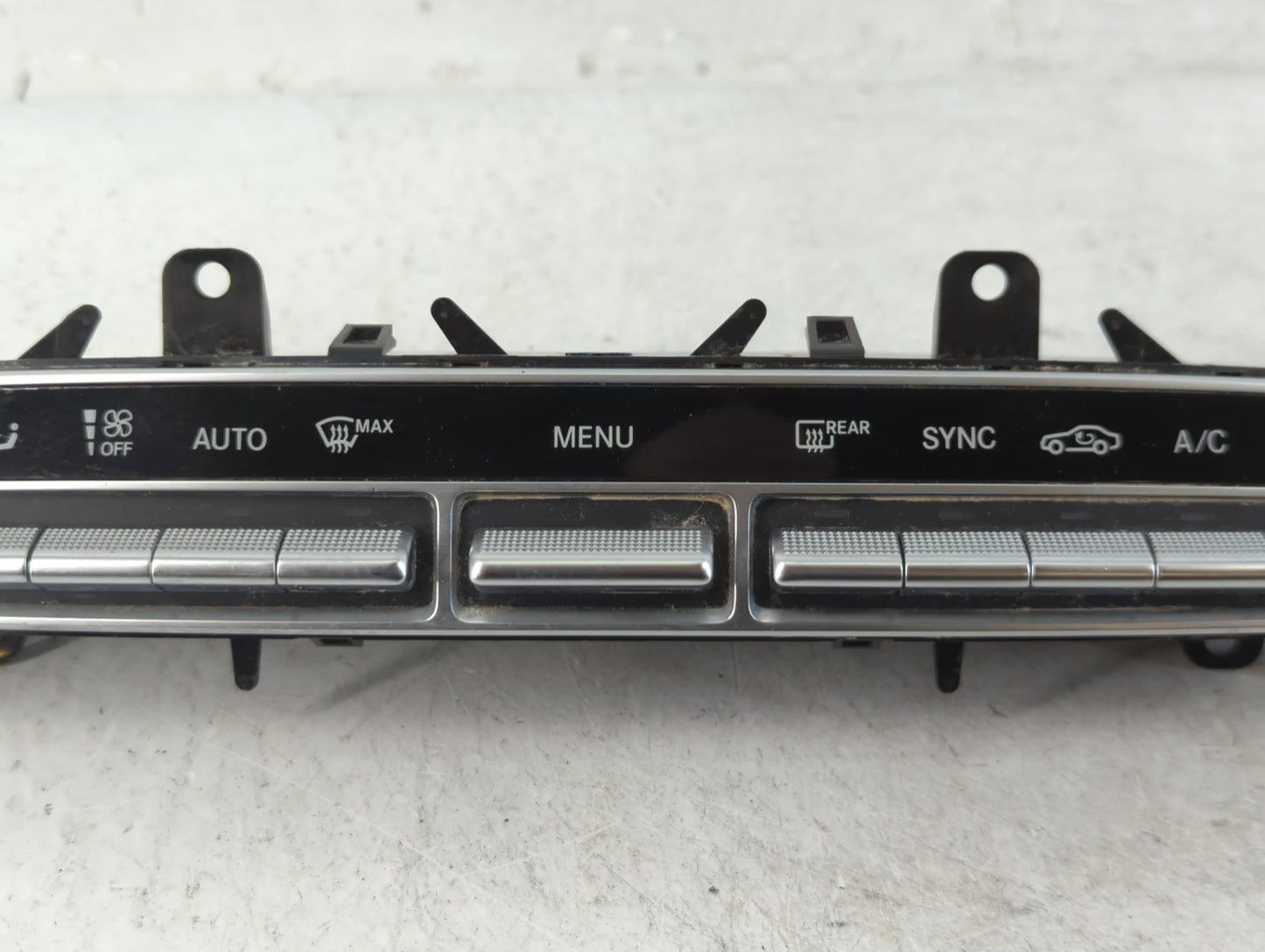 2016-2019 Mercedes-Benz Glc300 Climate Control Module Temperature AC/Heater Replacement P/N:A2C9556640001 A 205 905 47 06 Fi