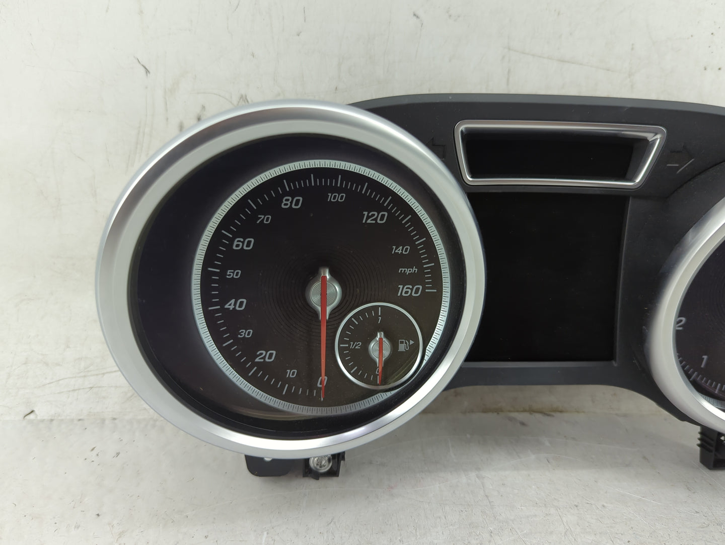 2016 Mercedes-Benz Gle350 Instrument Cluster Speedometer Gauges P/N:1669008116 Fits Fits 2017 OEM Used Auto Parts - Oemuseda