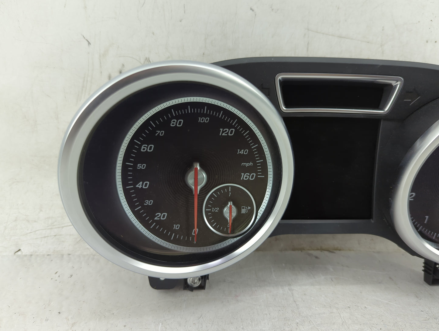 2016 Mercedes-Benz Gle350 Instrument Cluster Speedometer Gauges P/N:1669008116 Fits Fits 2017 OEM Used Auto Parts - Oemuseda