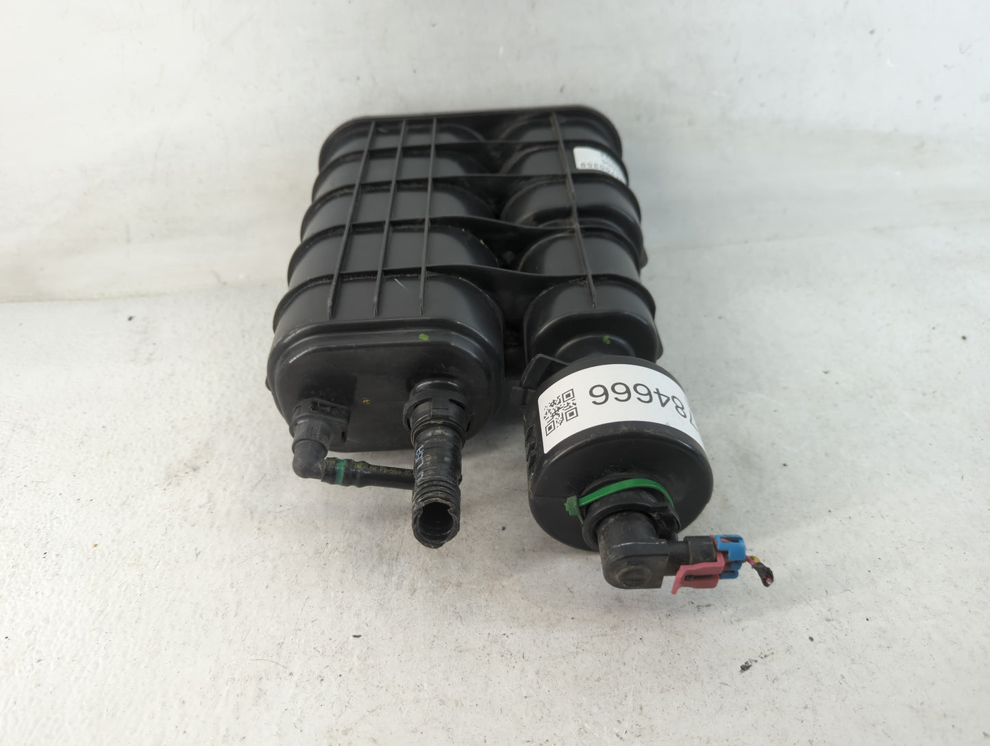 2016 Mercedes-benz Gle350 Fuel Vapor Charcoal Canister - Oemusedautoparts1.com