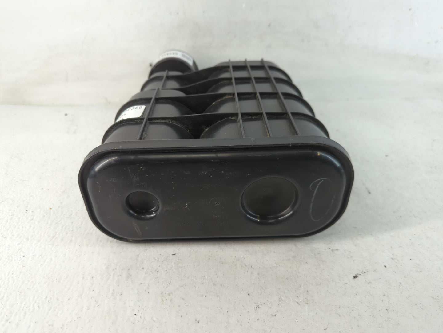 2016 Mercedes-benz Gle350 Fuel Vapor Charcoal Canister - Oemusedautoparts1.com