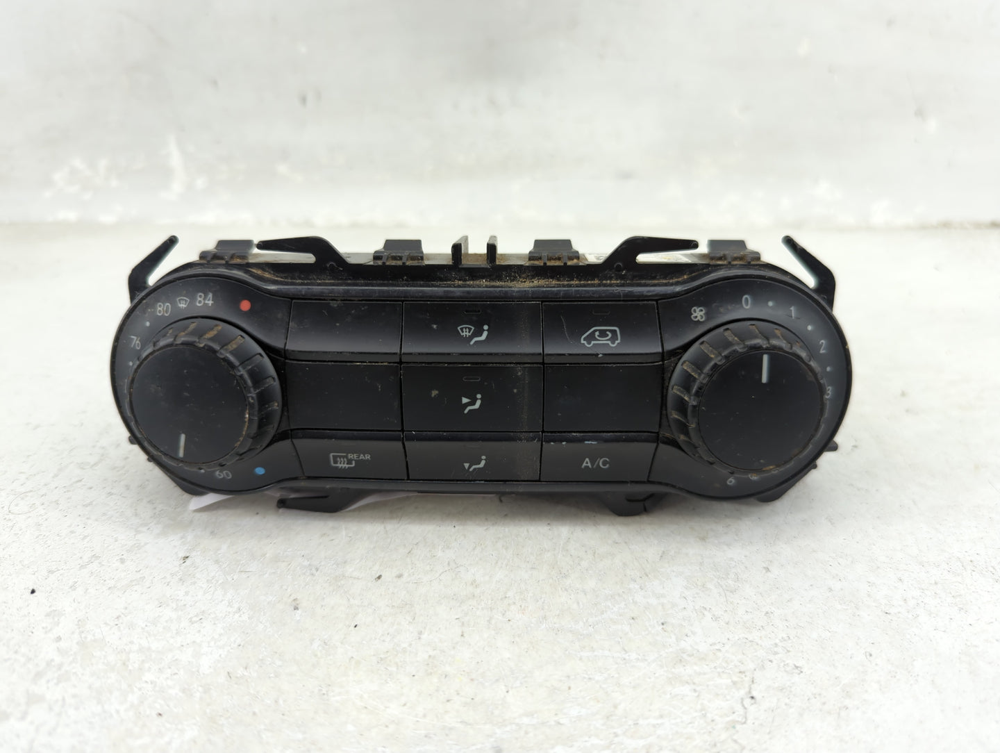 2016-2020 Mercedes-Benz Metris Climate Control Module Temperature AC/Heater Replacement P/N:A447 901 21 01 A447 900 60 06 Fi