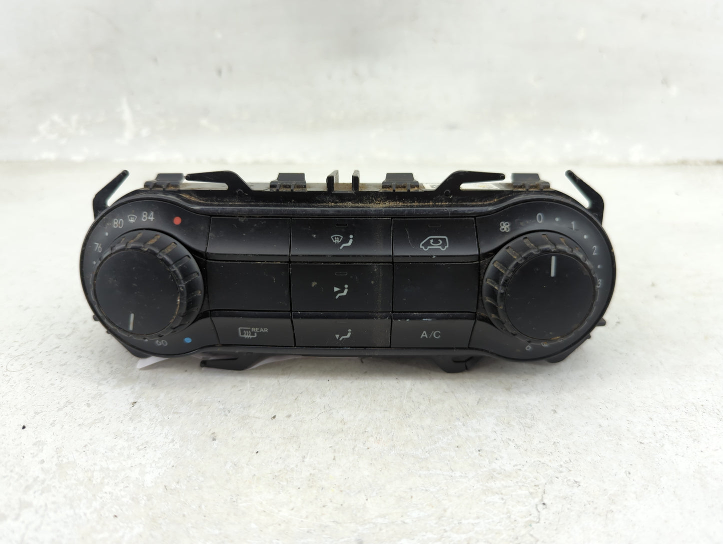 2016-2020 Mercedes-Benz Metris Climate Control Module Temperature AC/Heater Replacement P/N:A447 901 21 01 A447 900 60 06 Fi