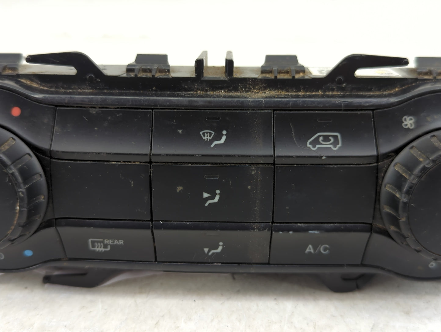2016-2020 Mercedes-Benz Metris Climate Control Module Temperature AC/Heater Replacement P/N:A447 901 21 01 A447 900 60 06 Fi