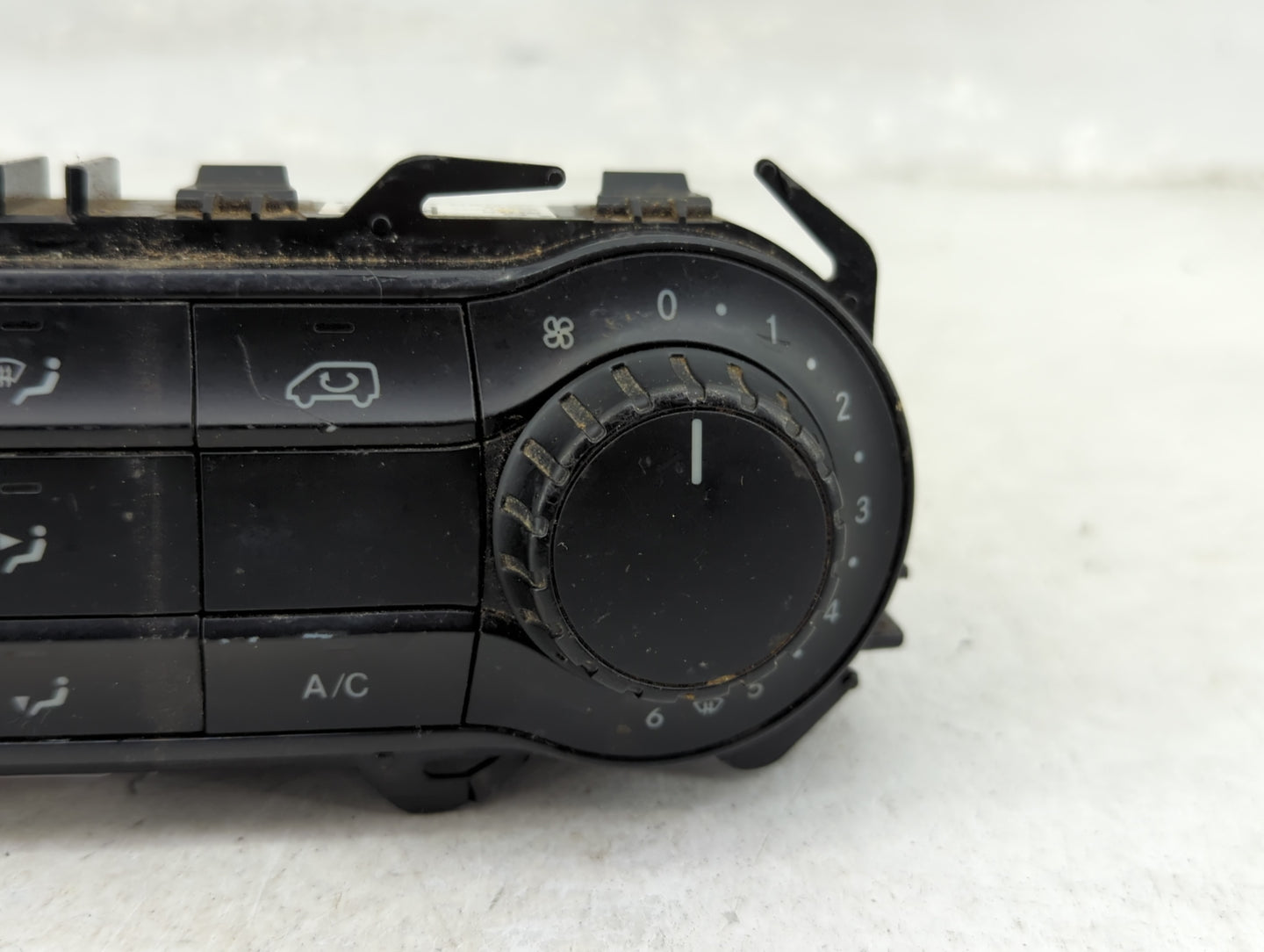 2016-2020 Mercedes-Benz Metris Climate Control Module Temperature AC/Heater Replacement P/N:A447 901 21 01 A447 900 60 06 Fi
