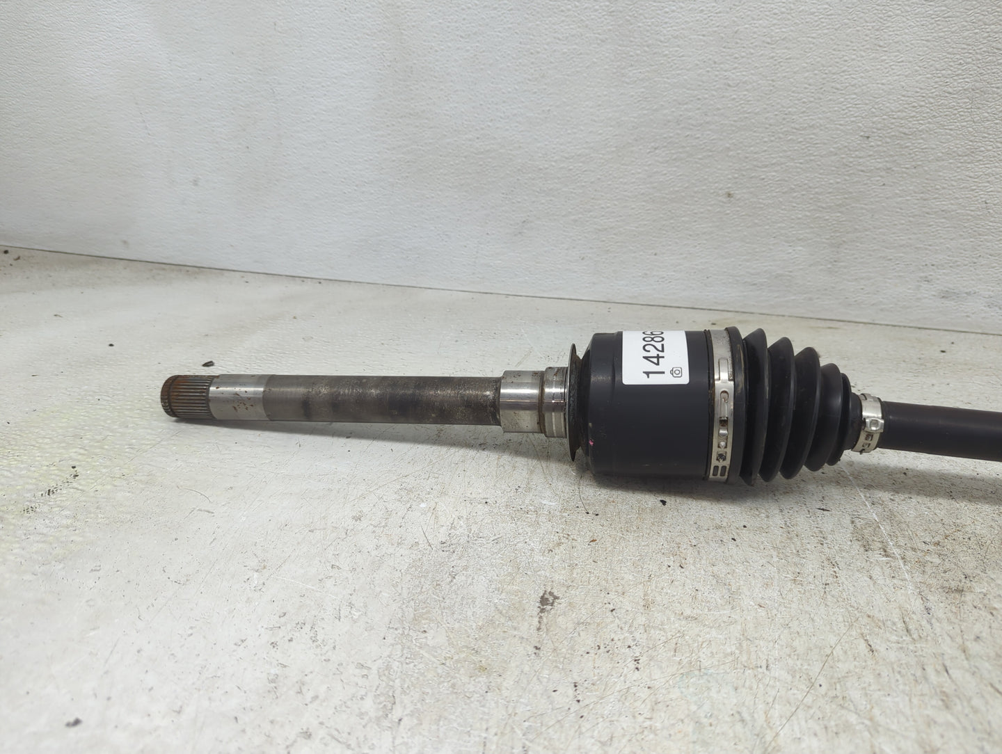 Mercedes Gle-class Axle Shaft Front Driver Cv C/v - Oemusedautoparts1.com
