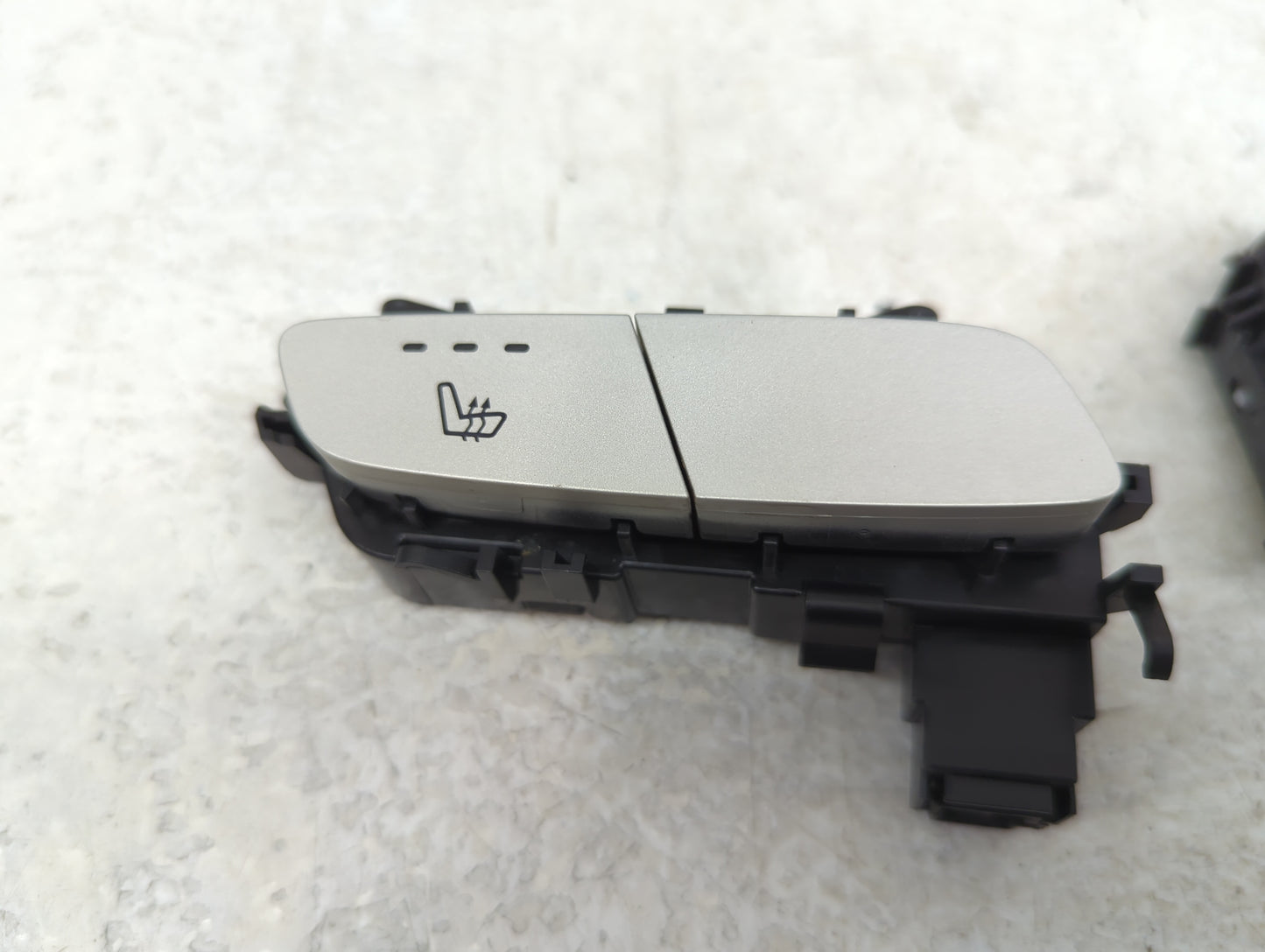 2016 Mercedes Metris Master Power Window Switch Replacement Driver Side Left P/N:A2139057302 A2059055251 Fits OEM Used Auto 