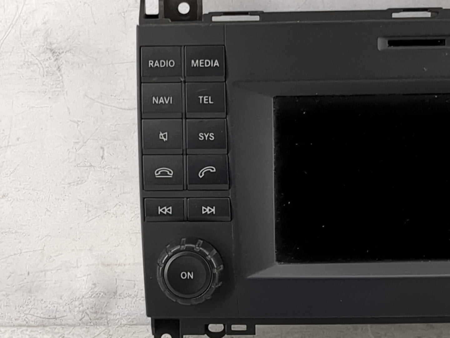 2016 Mercedes Metris Radio AM FM Cd Player Receiver Replacement P/N:RY2540 A4479002405, A4479012402 Fits Fits 2017 2018 2019