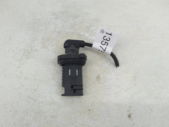 compare product Mini Cooper Mass Air Flow Meter Maf Sensor 1357557