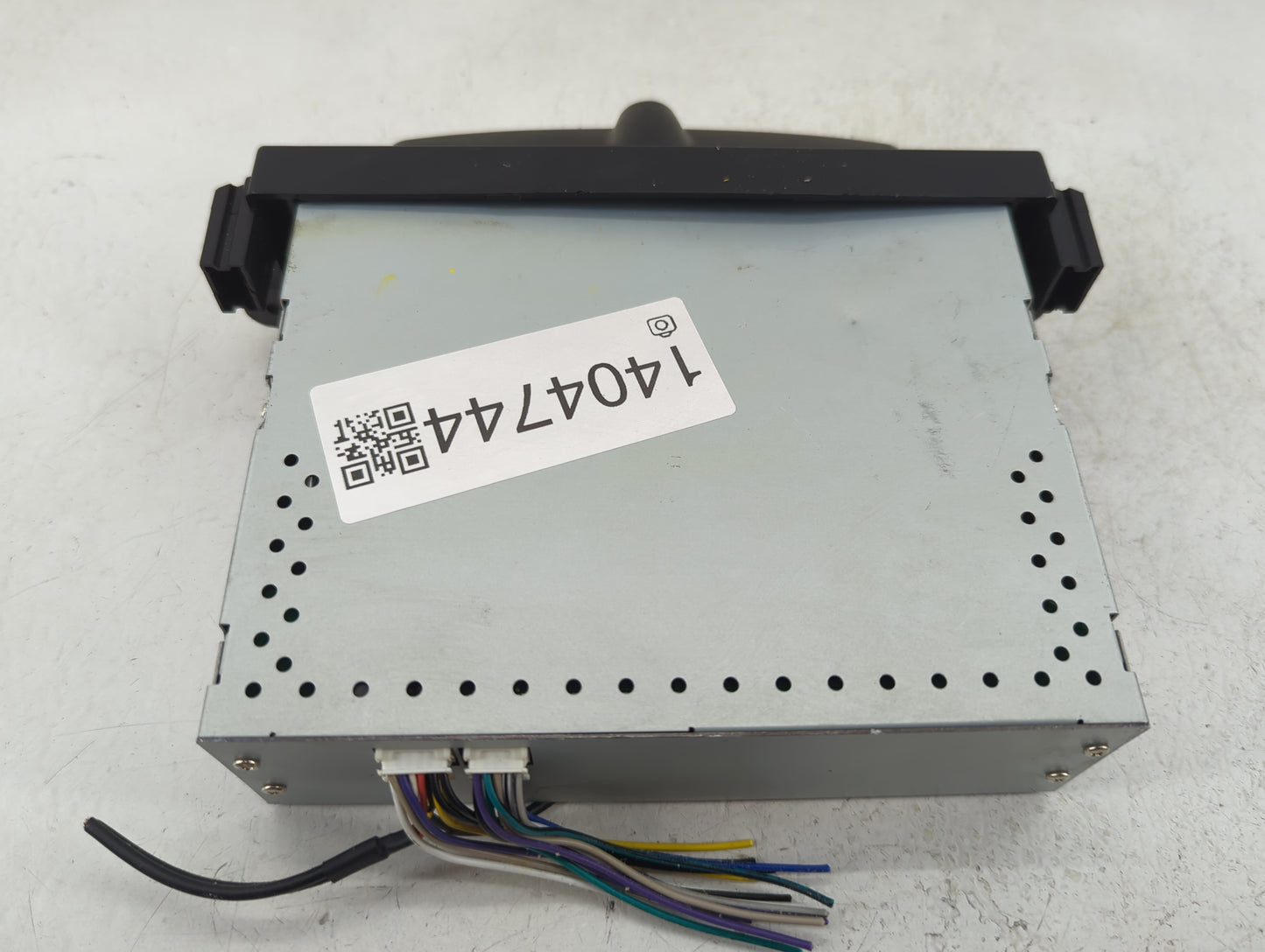 2016-2017 Mini Cooper Radio AM FM Cd Player Receiver Replacement Fits Fits 2014 2015 2016 2017 OEM Used Auto Parts - Oemused