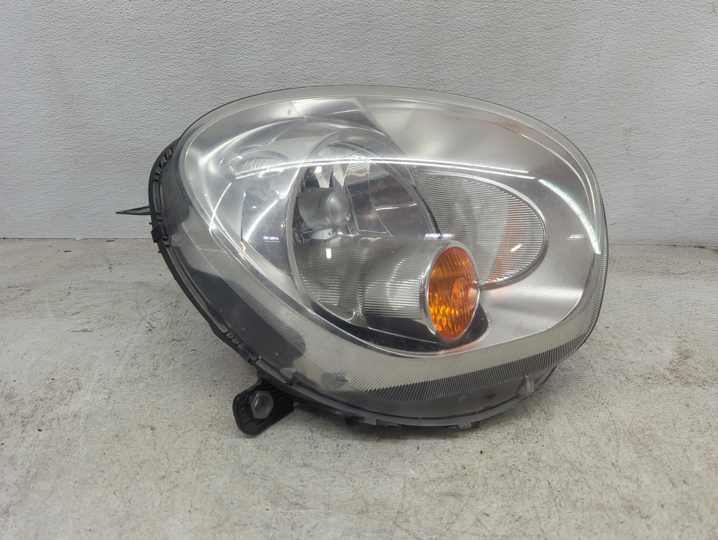 Mini Cooper Passenger Right Oem Head Light Headlight Lamp - Oemusedautoparts1.com