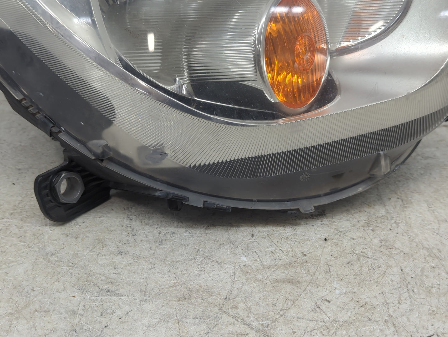 Mini Cooper Passenger Right Oem Head Light Headlight Lamp - Oemusedautoparts1.com