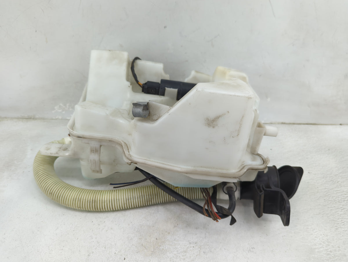 Mini Cooper Windshield Washer Fluid Reservoir Bottle Oem 1450193 - Oemusedautoparts1.com