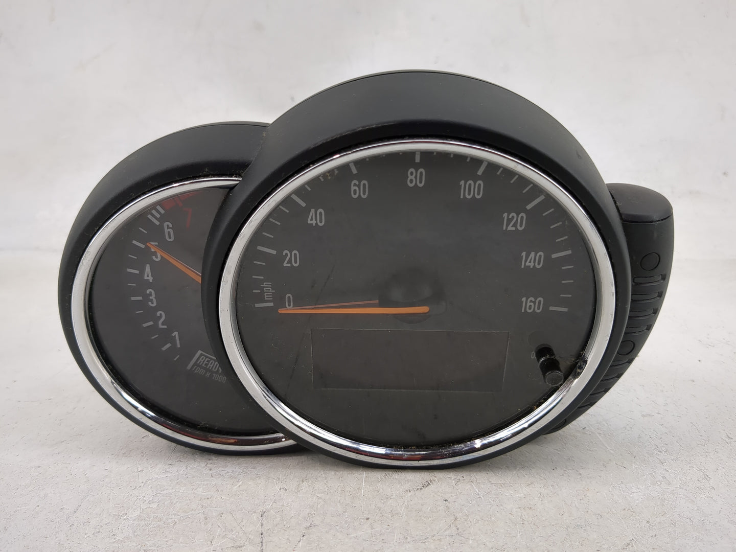 2016-2017 Mini Cooper Instrument Cluster Speedometer Gauges P/N:6822940-01 Miles: Fits Fits 2016 2017 OEM Used Auto Parts - 
