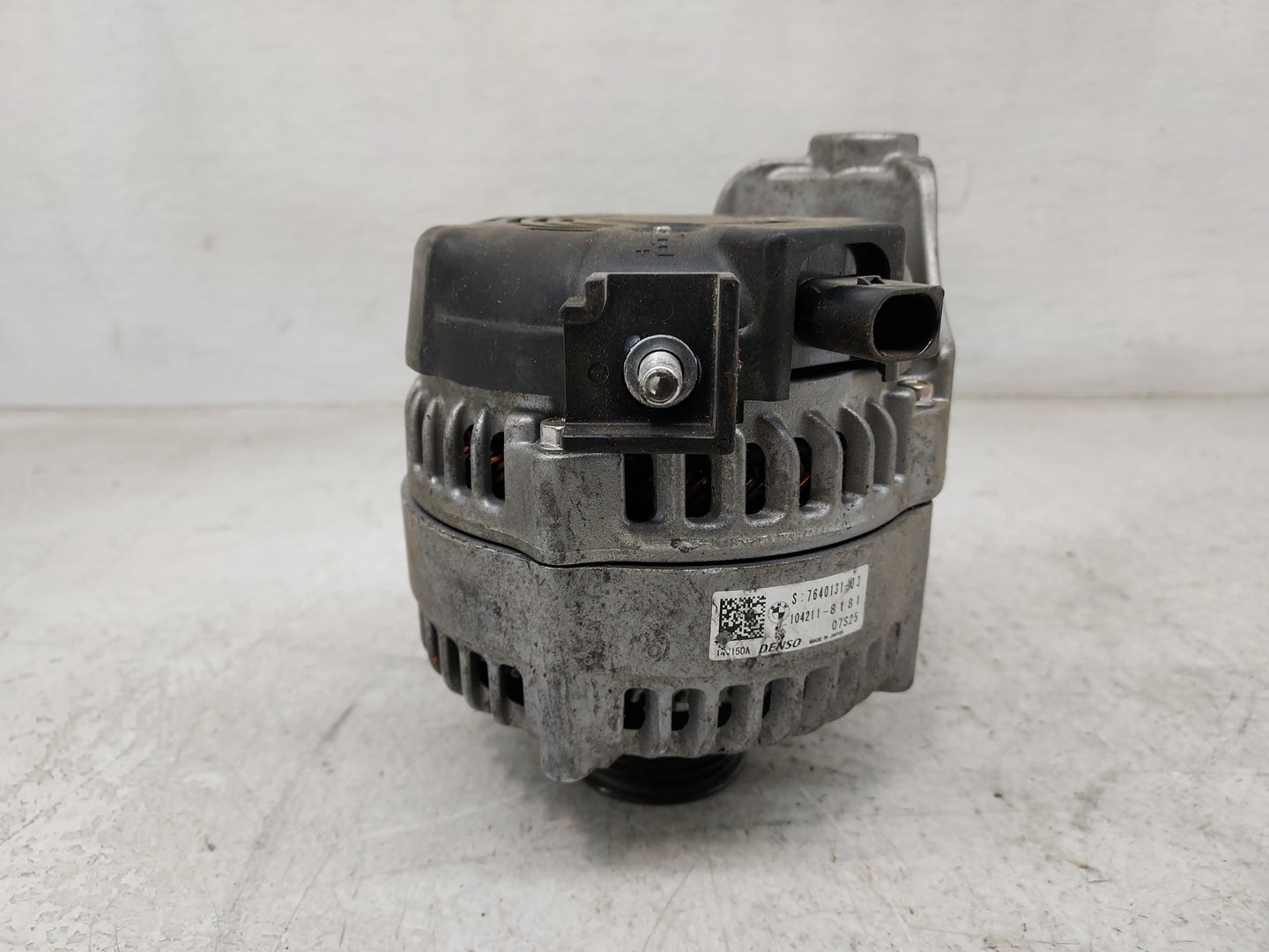 2016-2019 Mini Cooper Alternator Replacement Generator Charging Assembly Engine OEM P/N:104211-8181 Fits Fits 2016 2017 2018