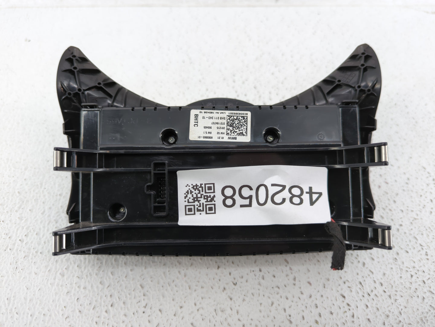 2016 Mini Cooper Climate Control Module Temperature AC/Heater Replacement P/N:9383893-01 Fits OEM Used Auto Parts - Oemuseda
