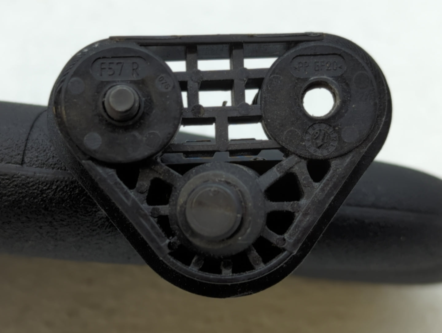 2016 Mini Cooper Sun Visor Shade Replacement Passenger Right Mirror Fits OEM Used Auto Parts - Oemusedautoparts1.com