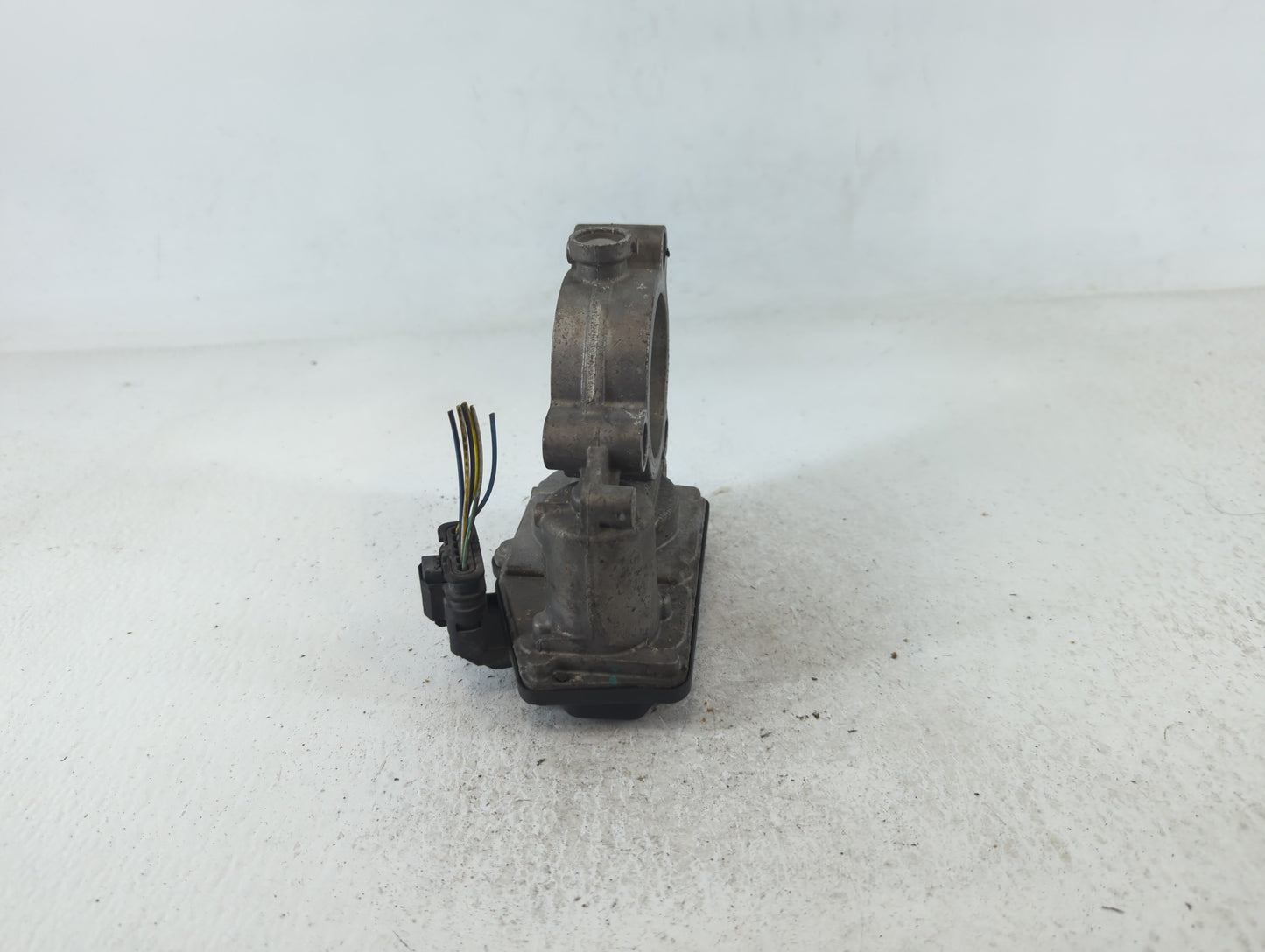 2016-2019 Mini Cooper Throttle Body P/N:A2C80221400 Fits Fits 2014 2015 2016 2017 2018 2019 OEM Used Auto Parts - Oemusedaut