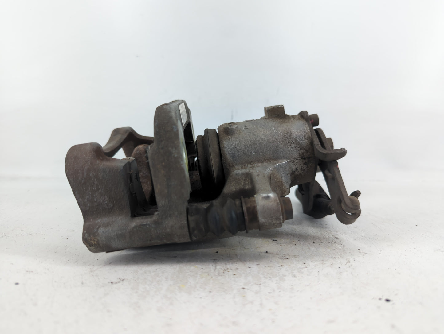 2016 Mini Cooper Front Driver Left Brake Caliper - Oemusedautoparts1.com