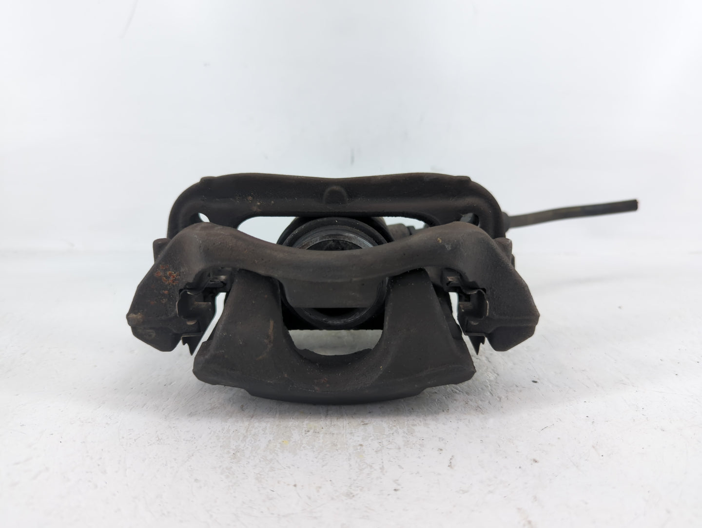 2016 Mini Cooper Front Passenger Right Brake Caliper 669418 - Oemusedautoparts1.com