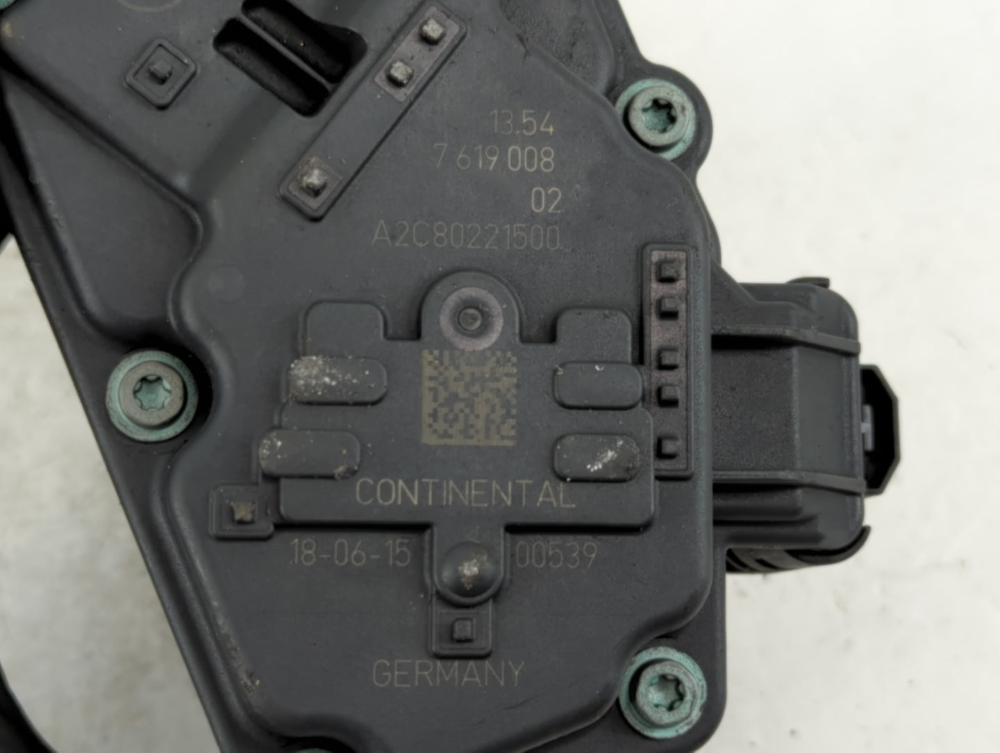 2016-2019 Mini Cooper Throttle Body P/N:A2C80221500 Fits Fits 2016 2017 2018 2019 2020 2021 2022 OEM Used Auto Parts - Oemus