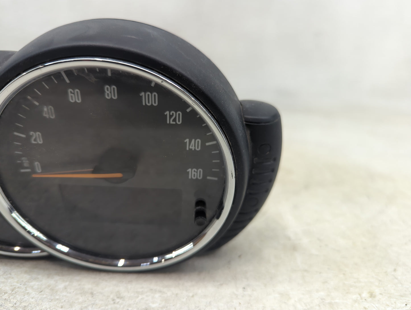 2016-2017 Mini Cooper Clubman Instrument Cluster Speedometer Gauges P/N:6 822 944-01 Fits Fits 2016 2017 OEM Used Auto Parts