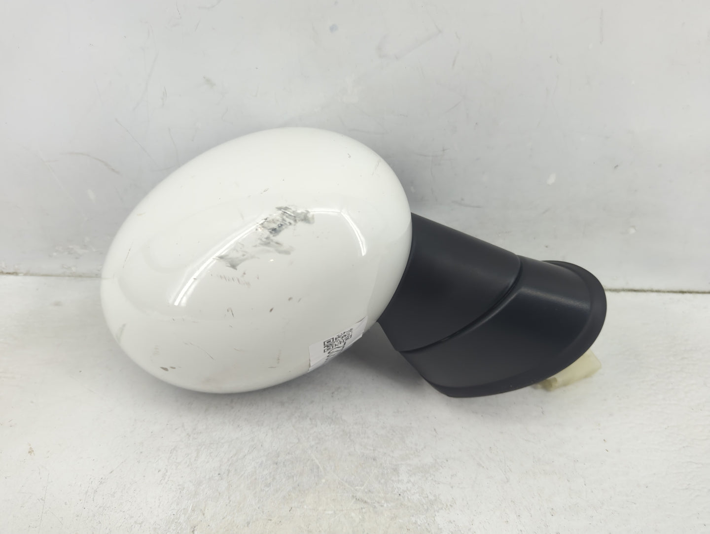2016-2018 Mini Cooper Clubman Passenger Side View Mirror - Right Door Mirror OEM Used - Oemusedautoparts1.com