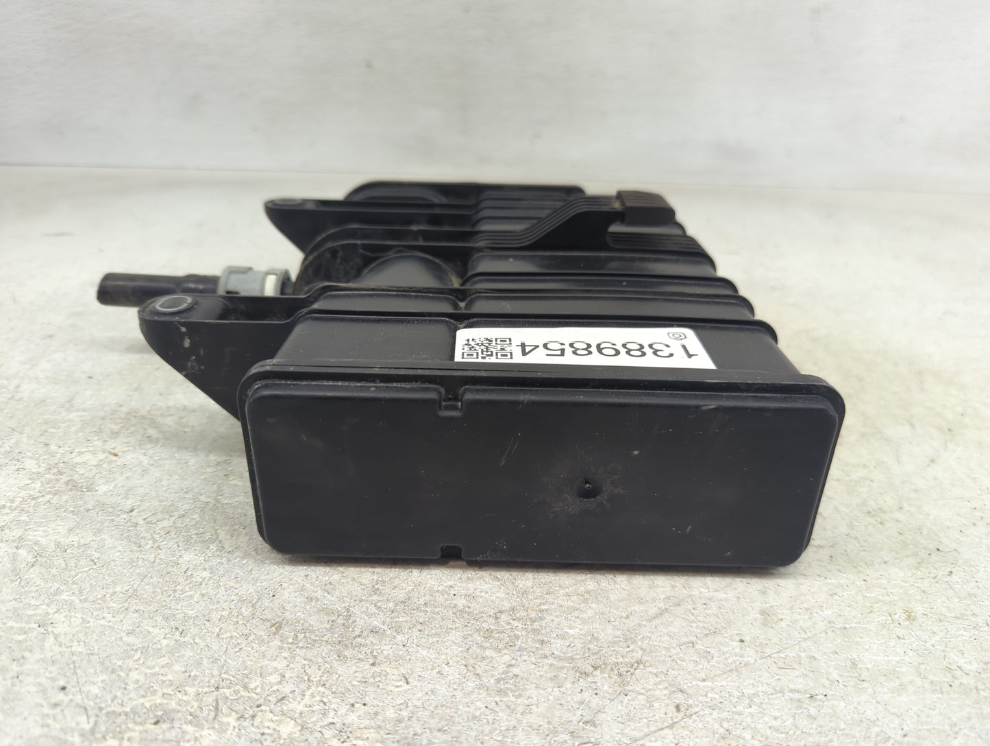 2016 Mini Cooper Clubman Fuel Vapor Charcoal Canister - Oemusedautoparts1.com