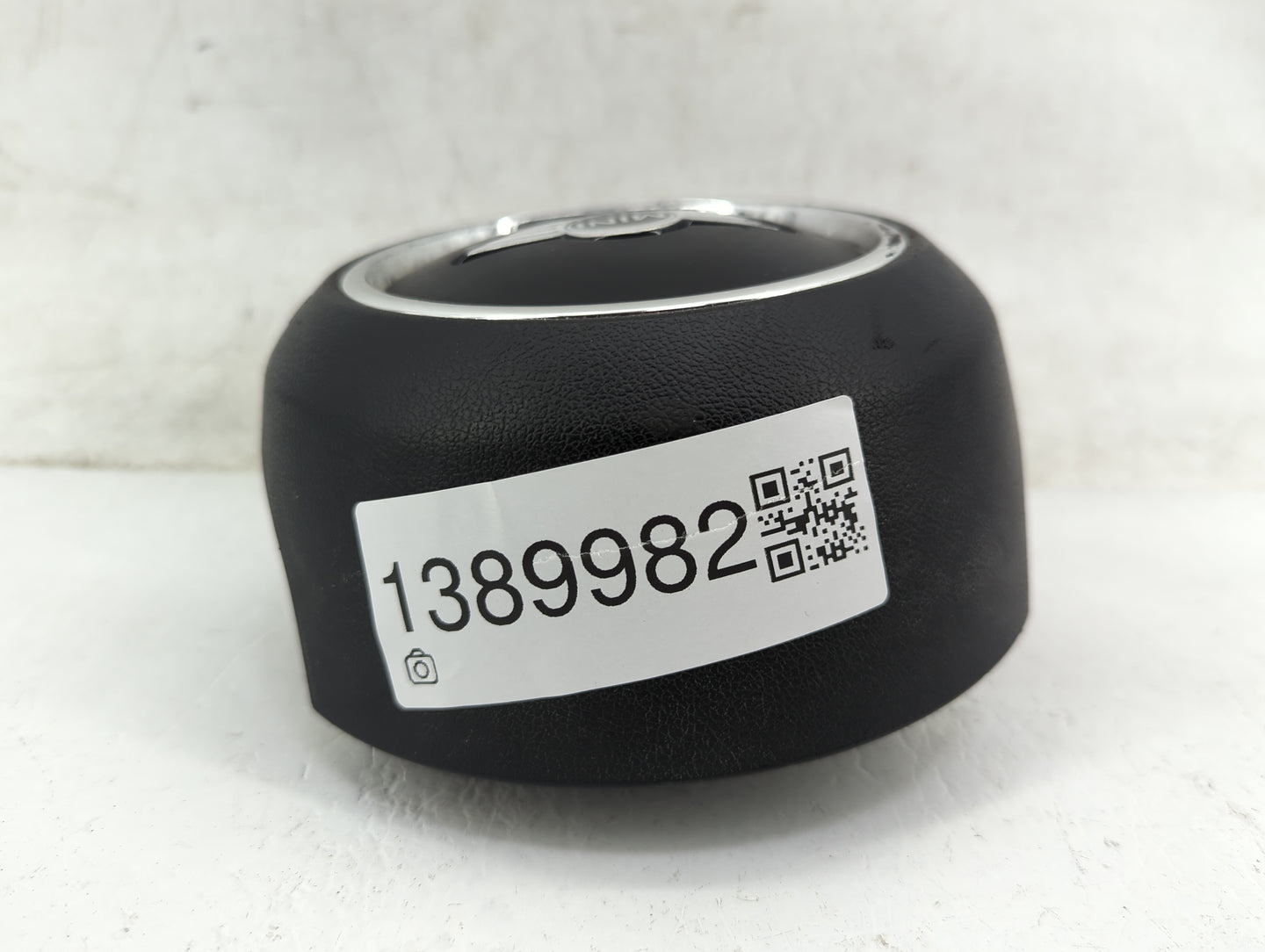 2016 Mini Cooper Clubman Air Bag Driver Left Steering Wheel Mounted Fits OEM Used Auto Parts - Oemusedautoparts1.com