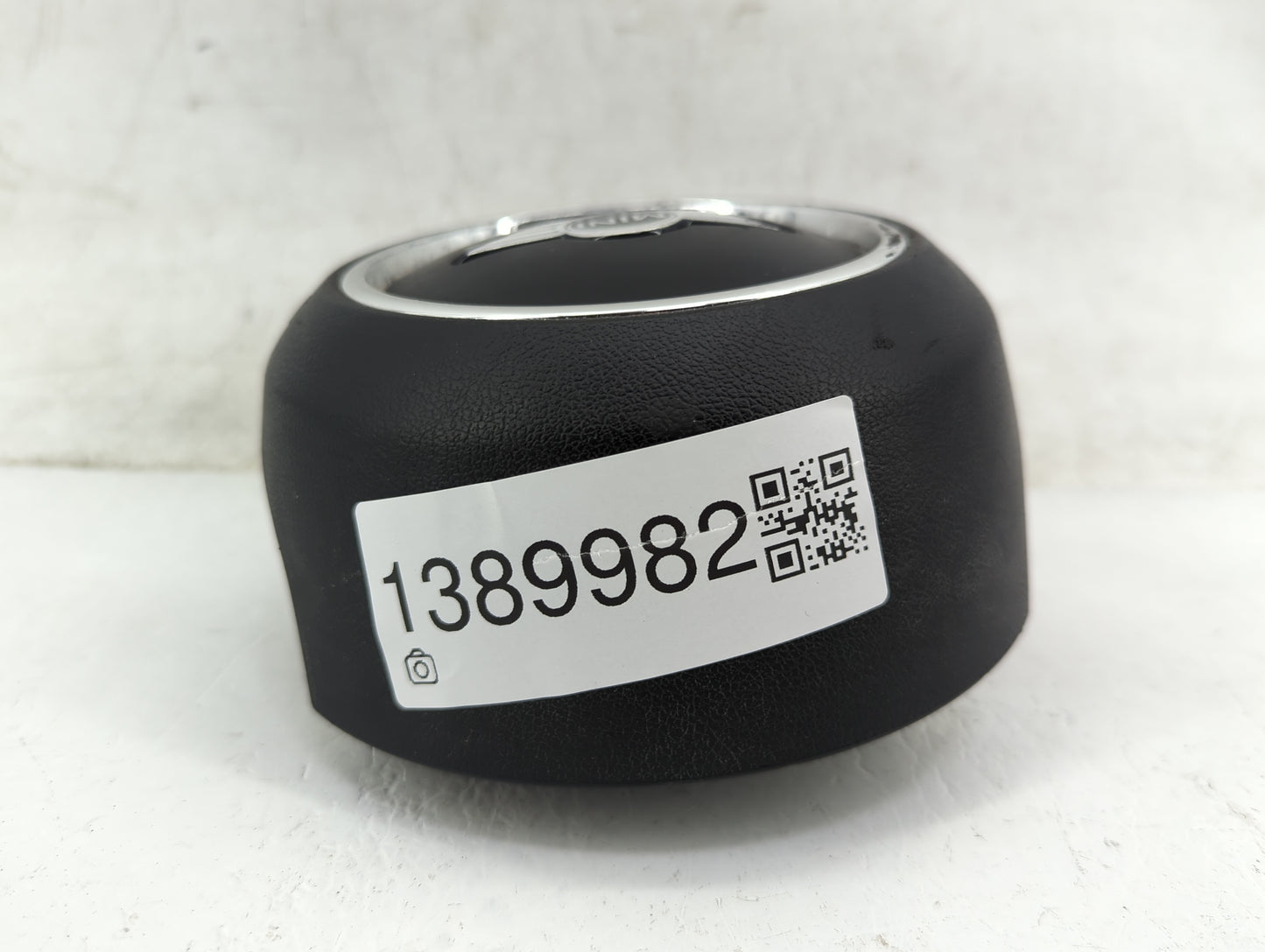 2016 Mini Cooper Clubman Air Bag Driver Left Steering Wheel Mounted Fits OEM Used Auto Parts - Oemusedautoparts1.com