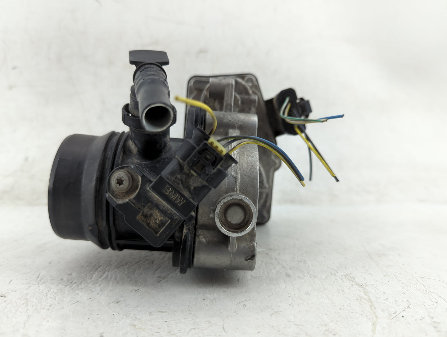 2016-2018 Mini Cooper Clubman Throttle Body P/N:A2C80221400 7 618 838 Fits Fits 2014 2015 2016 2017 2018 2019 OEM Used Auto 
