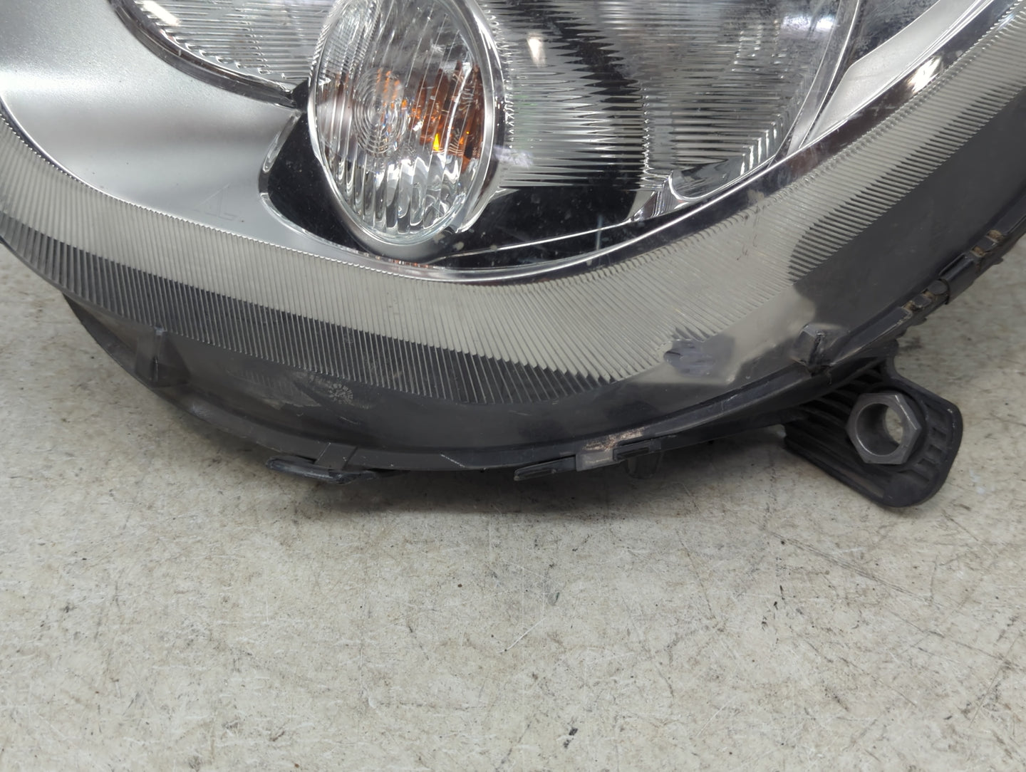2011 Mini Cooper Countryman Driver Left Oem Head Light Headlight Lamp - Oemusedautoparts1.com