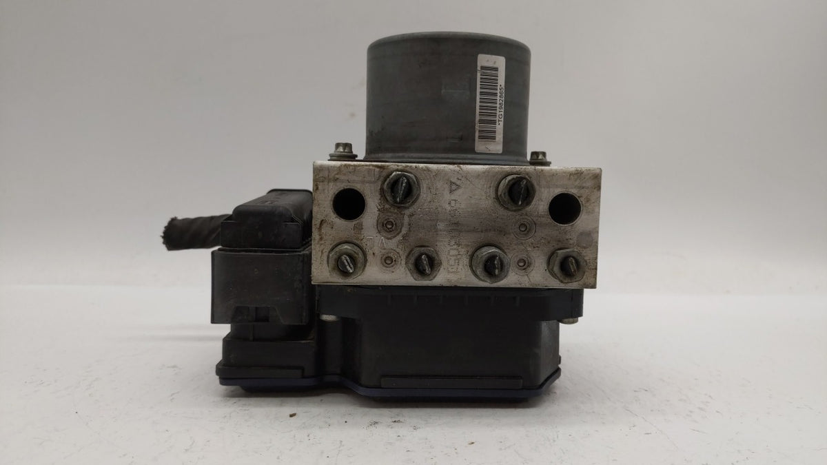 2016 Mini Cooper Countryman Anti-Lock Brake ABS Pump Module Actuator OEM P/N:6874551 Fits OEM Used Auto Parts - Oemusedautop