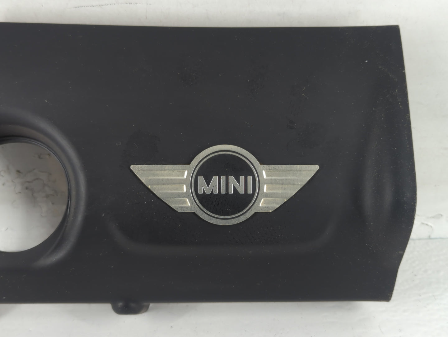 2016 Mini Cooper Countryman Engine Cover - Oemusedautoparts1.com