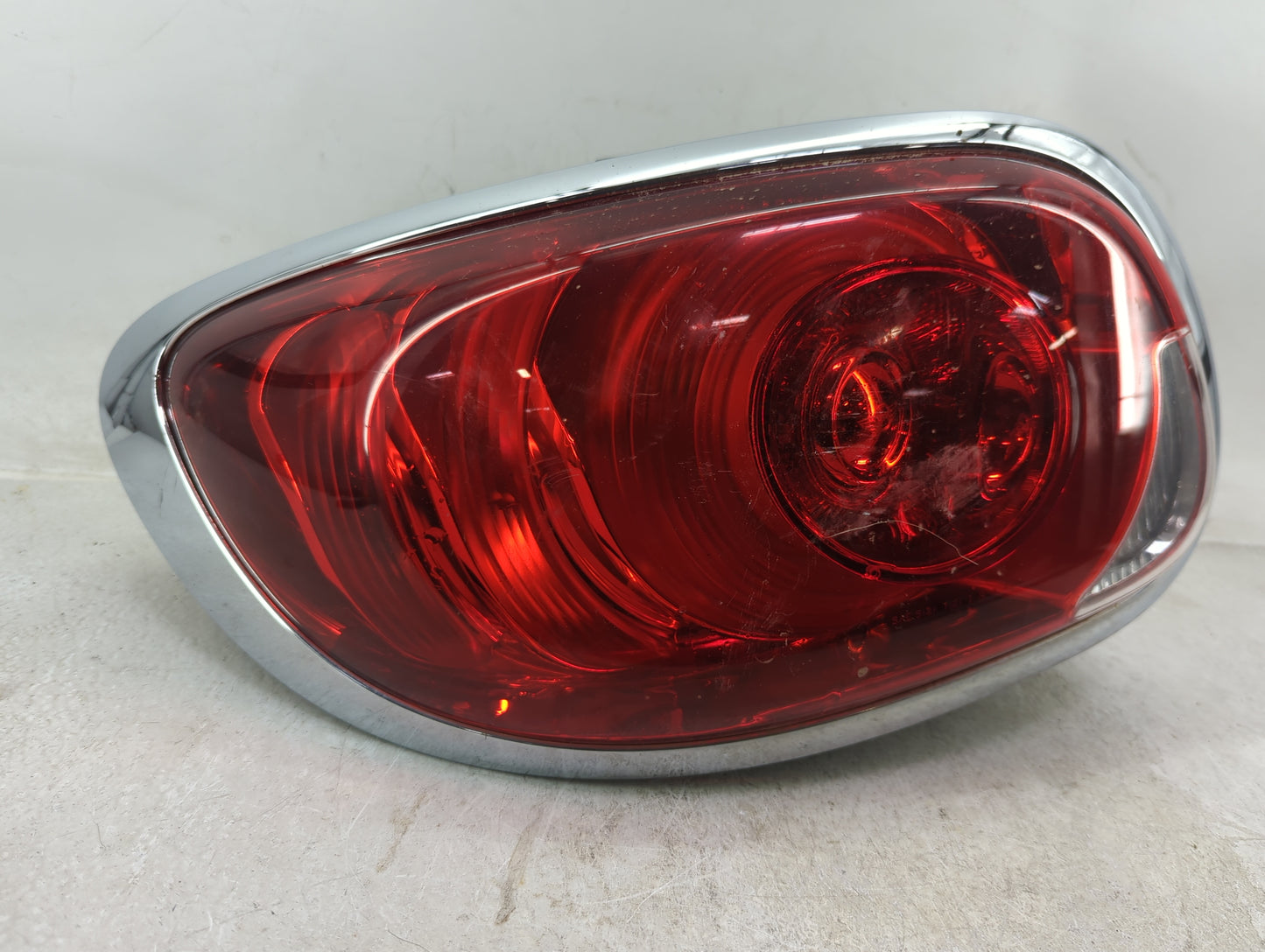 2013-2016 Mini Cooper Paceman Tail Light Assembly Passenger Right OEM P/N:9808869-07 Fits Fits 2013 2014 2015 2016 OEM Used 