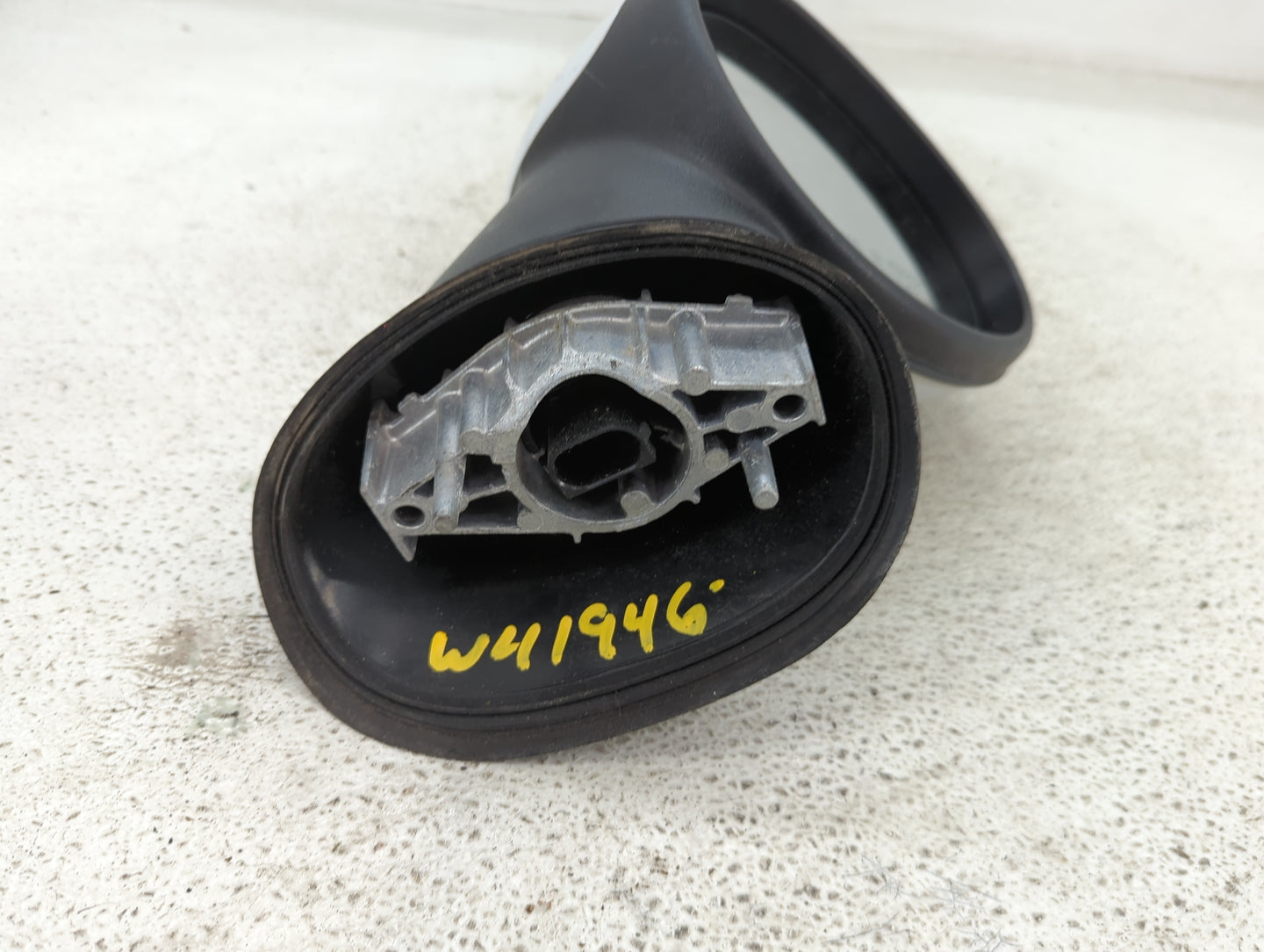 2016 Mini Countryman Passenger Side View Mirror - Right Door Mirror OEM Used - Oemusedautoparts1.com