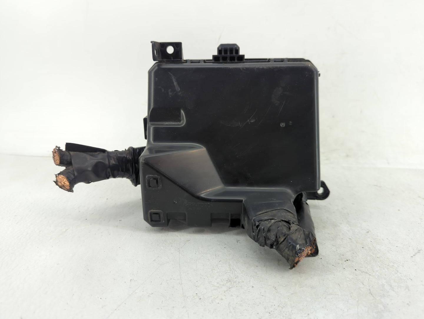 2016-2017 Mitsubishi Lancer Fusebox Fuse Box Panel Relay Module Fits Fits 2012 2013 2014 2015 2016 2017 OEM Used Auto Parts 