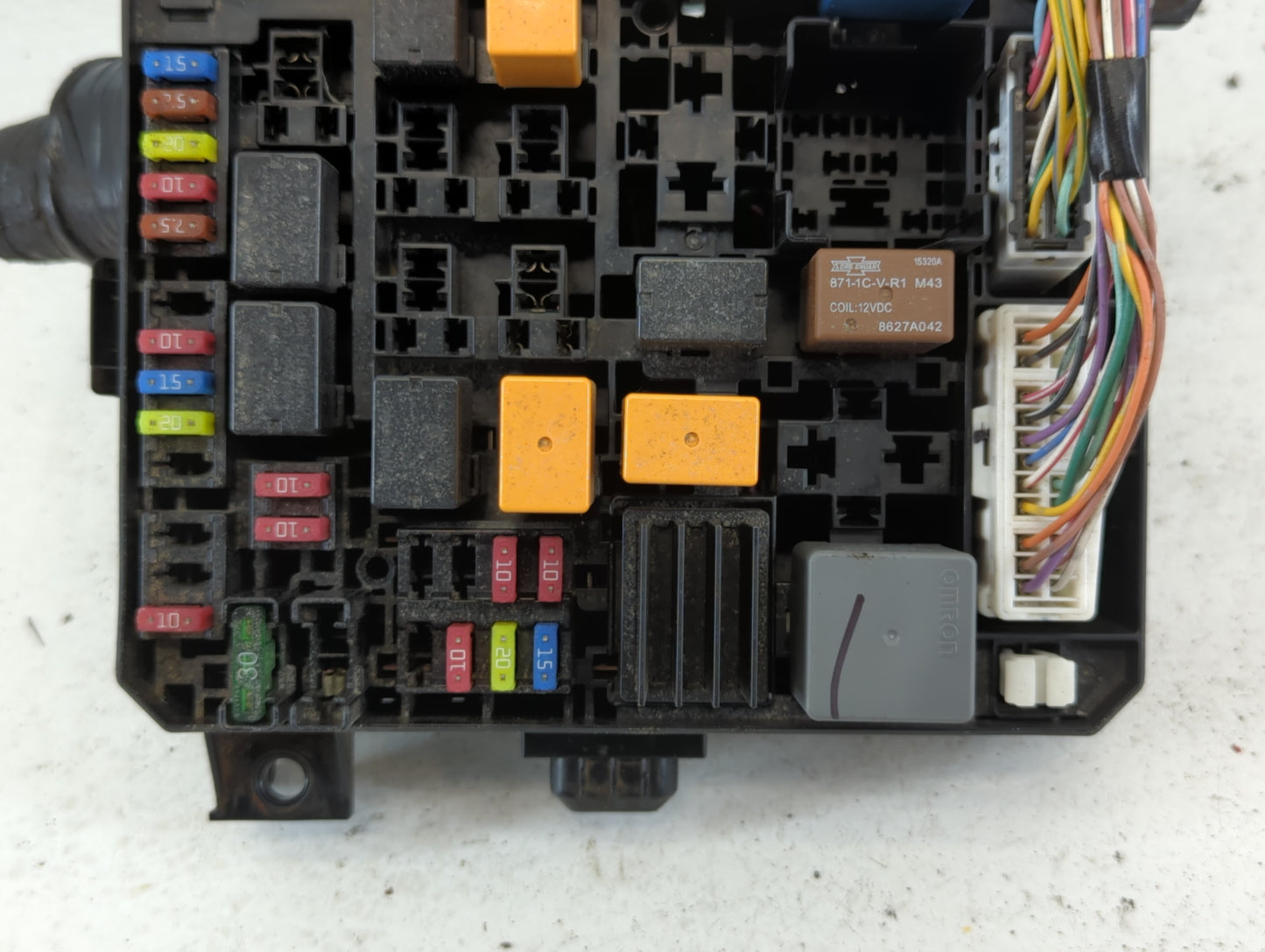 2016-2017 Mitsubishi Lancer Fusebox Fuse Box Panel Relay Module P/N:8565A268 Fits Fits 2012 2013 2014 2015 2016 2017 OEM Use