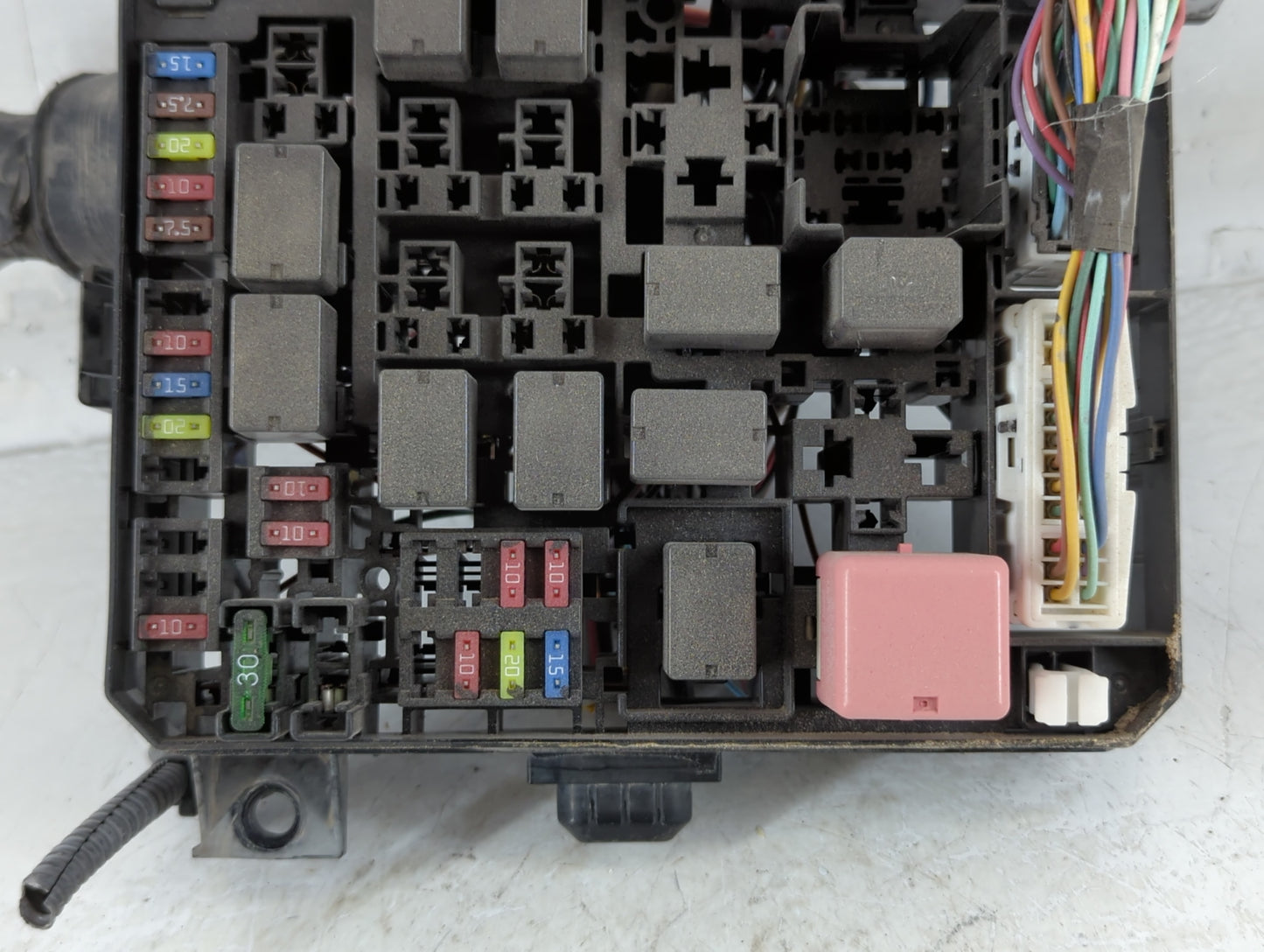 2016-2017 Mitsubishi Lancer Fusebox Fuse Box Panel Relay Module P/N:8565A268 Fits Fits 2012 2013 2014 2015 2016 2017 OEM Use