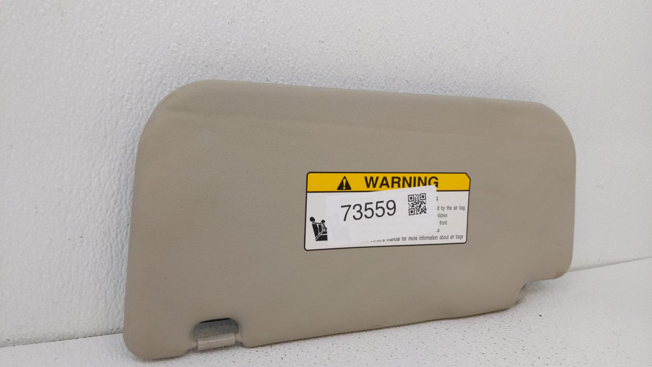 2016 Mitsubishi Mirage Sun Visor Shade Replacement Passenger Right Mirror Fits OEM Used Auto Parts - Oemusedautoparts1.com