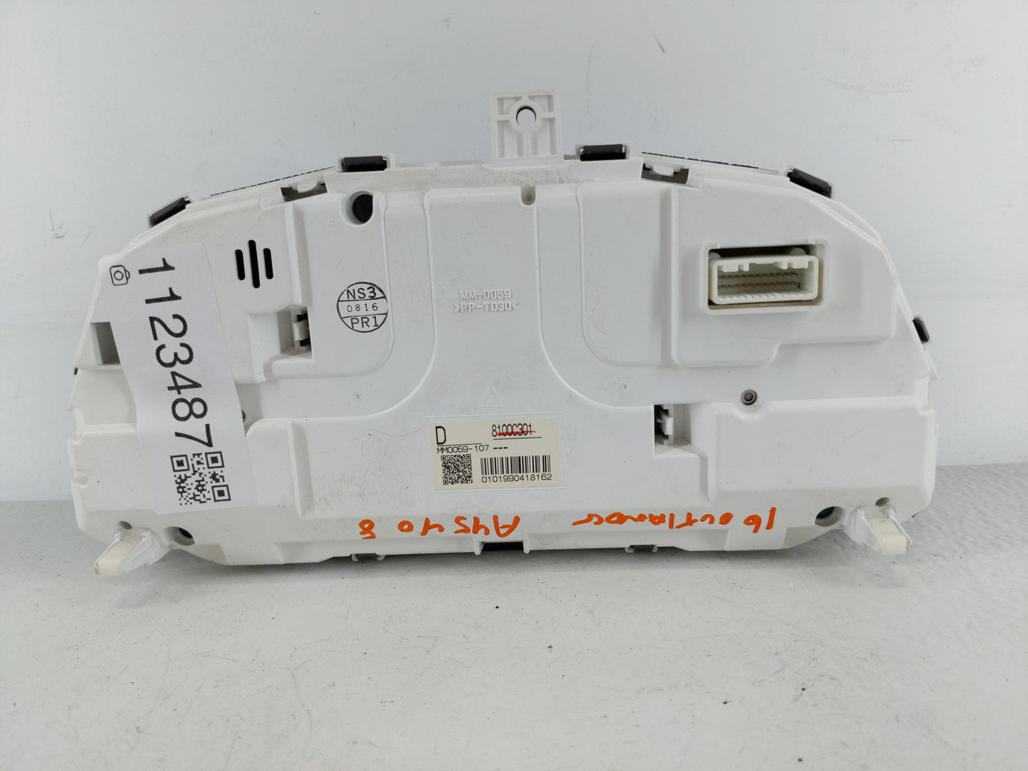 2016 Mitsubishi Outlander Instrument Cluster Speedometer Gauges P/N:8100C301 Fits OEM Used Auto Parts - Oemusedautoparts1.co