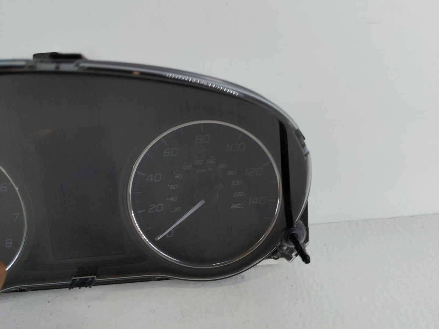 2016 Mitsubishi Outlander Instrument Cluster Speedometer Gauges P/N:8100C301 Fits OEM Used Auto Parts - Oemusedautoparts1.co