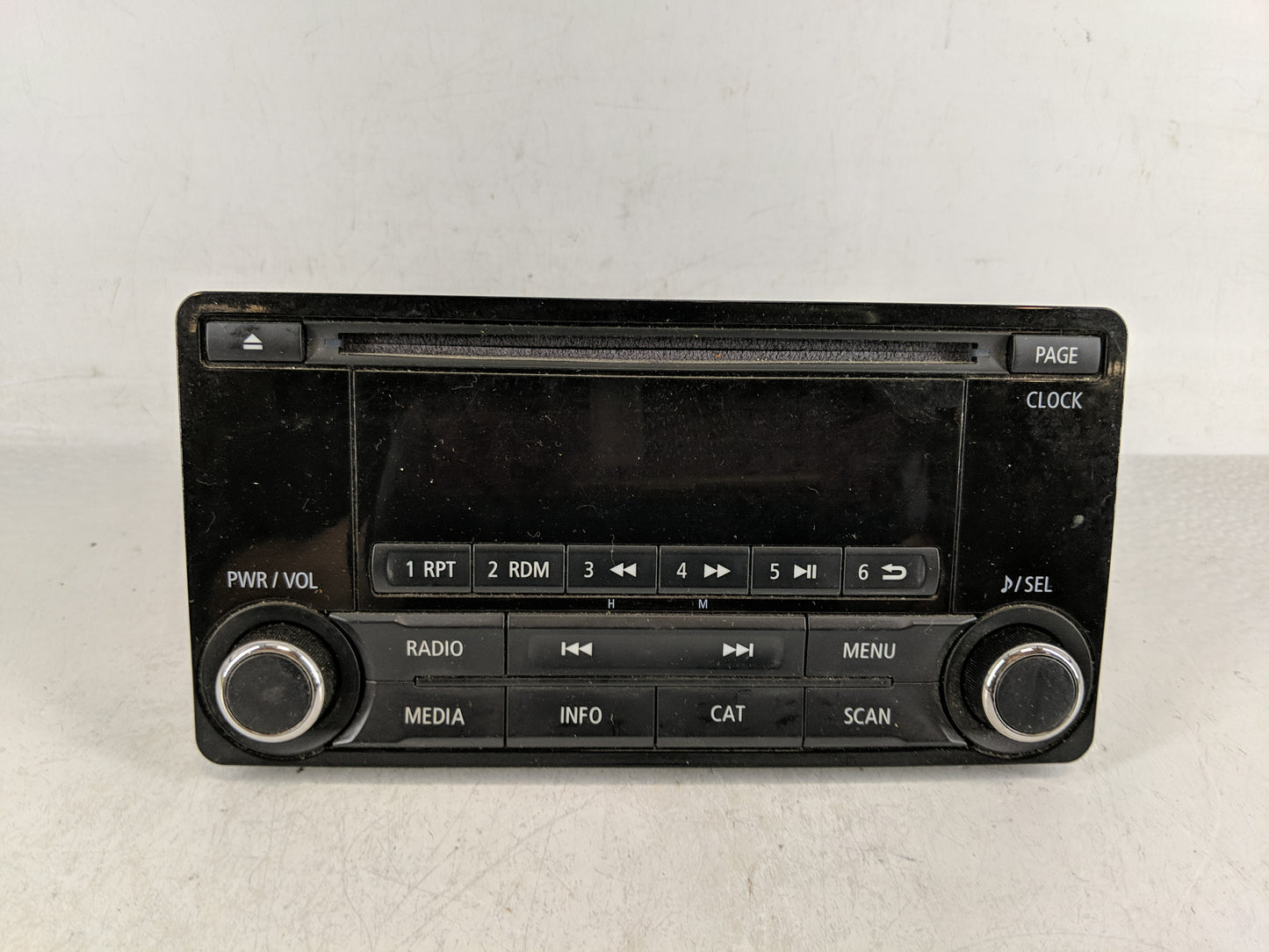 2016 Mitsubishi Outlander Radio AM FM Cd Player Receiver Replacement P/N:8701A185 Fits OEM Used Auto Parts - Oemusedautopart
