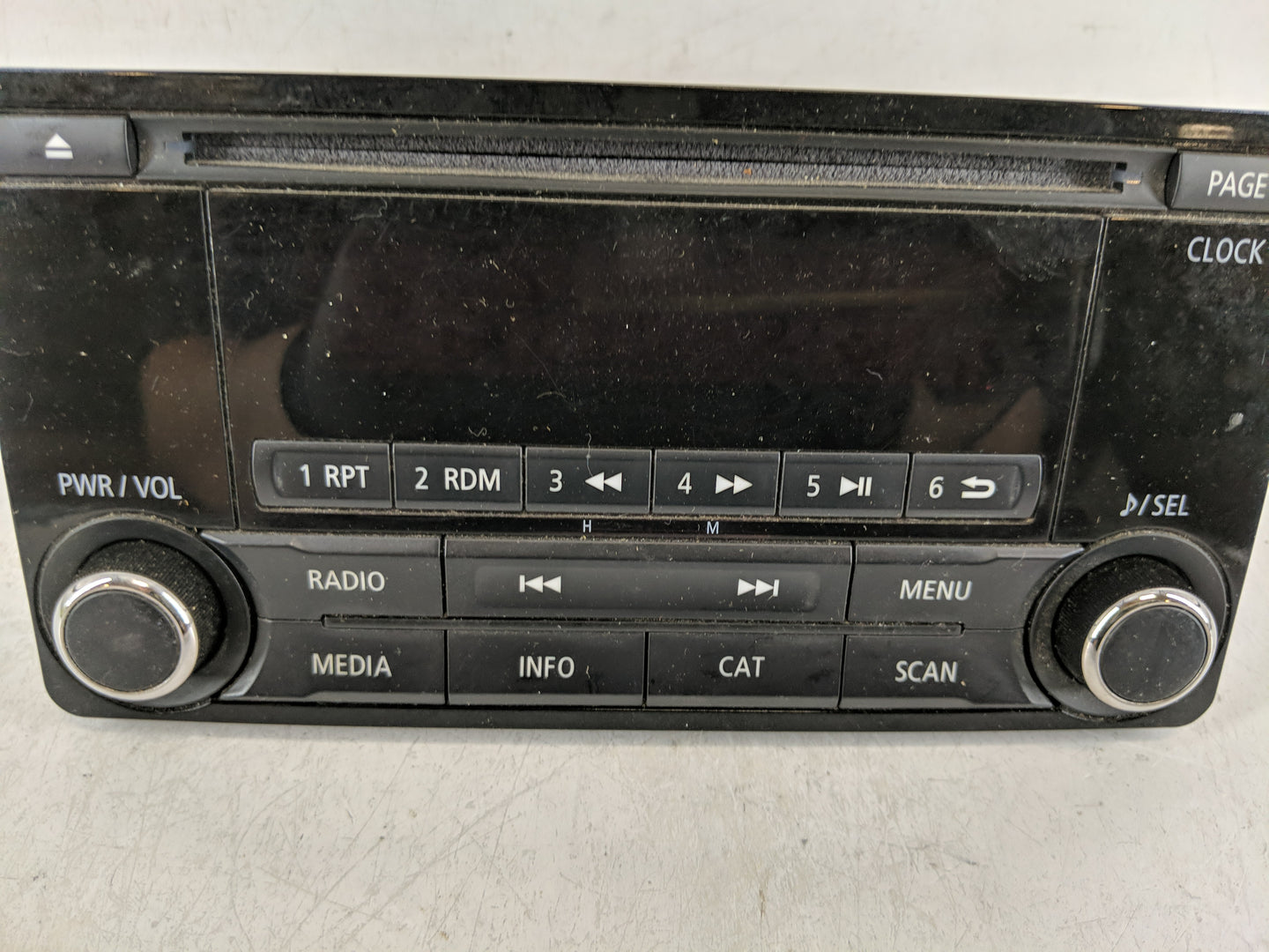 2016 Mitsubishi Outlander Radio AM FM Cd Player Receiver Replacement P/N:8701A185 Fits OEM Used Auto Parts - Oemusedautopart