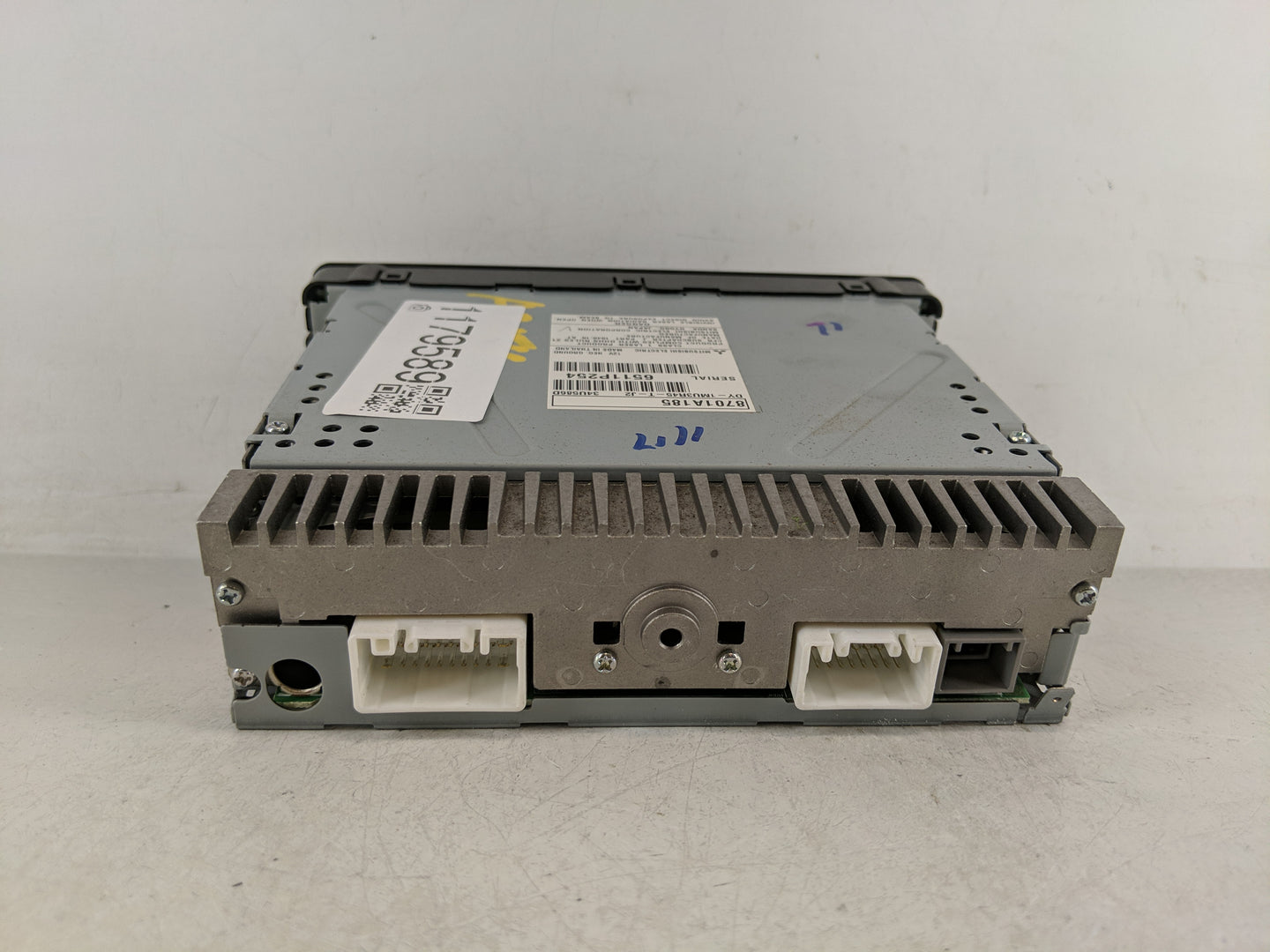 2016 Mitsubishi Outlander Radio AM FM Cd Player Receiver Replacement P/N:8701A185 Fits OEM Used Auto Parts - Oemusedautopart