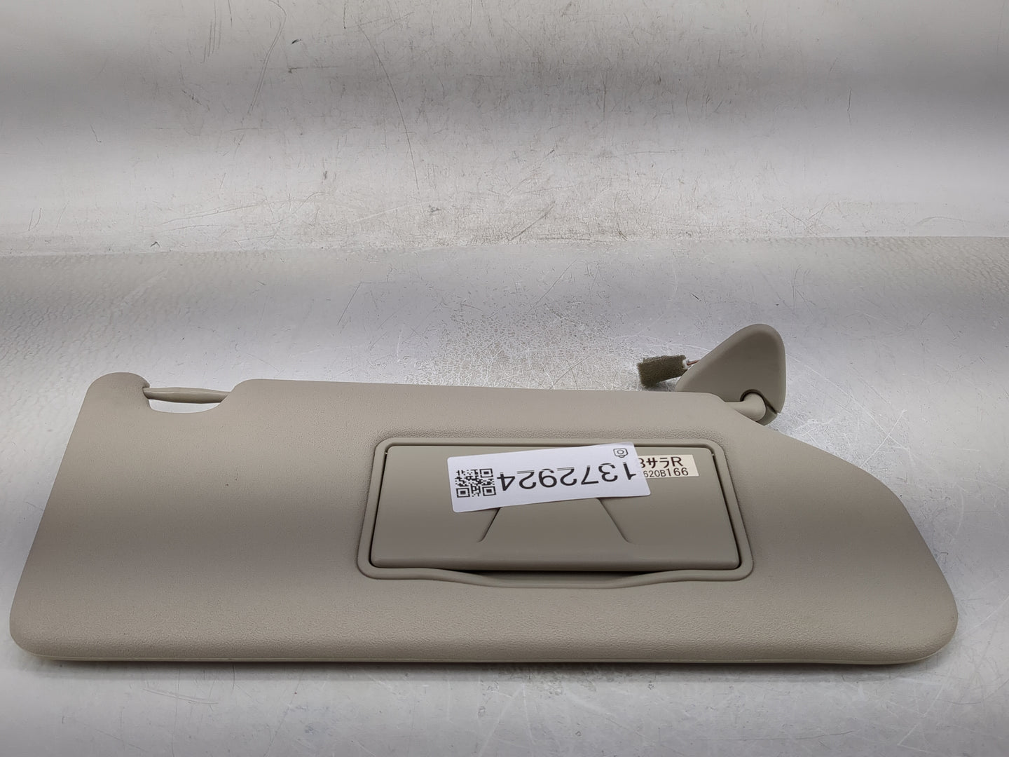 2016 Mitsubishi Outlander Sun Visor Shade Replacement Passenger Right Mirror Fits OEM Used Auto Parts - Oemusedautoparts1.co